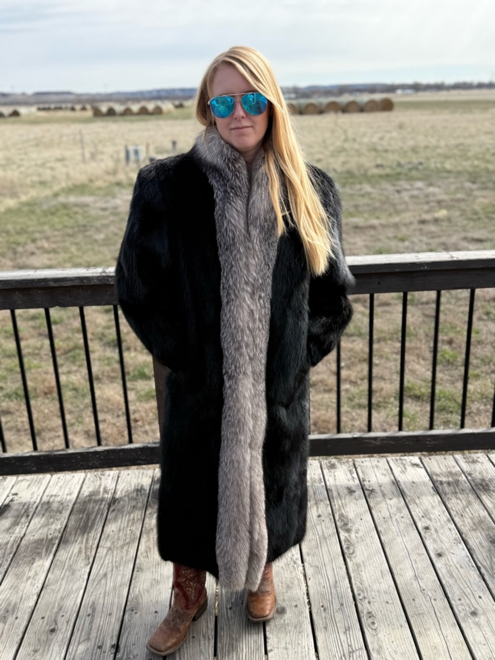 Vintage Full length Mink fur coat with Fox trim in excellent condition